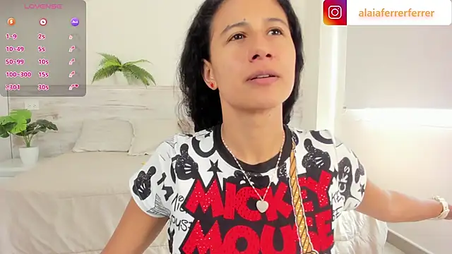 Alaia Ferrer  online show from February 2025 08:26:01 PM