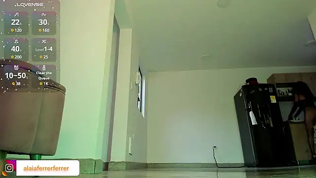 Alaia Ferrer  online show from March 2025 10:39:02 PM