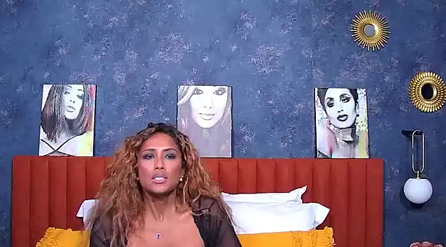 ShanialaFrancaise online show from February 2025 07:16:02 PM