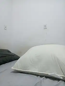 casal7722 online show from November 2025 04:39:01 PM