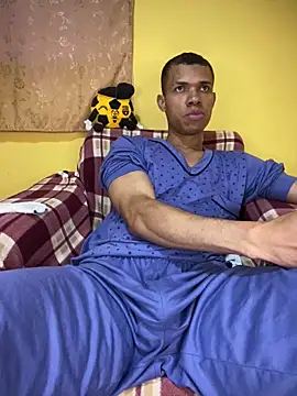 MoiseXxx 777 online show from December 2024 07:47:02 AM