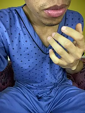 MoiseXxx 777 online show from January 2025 06:27:01 AM