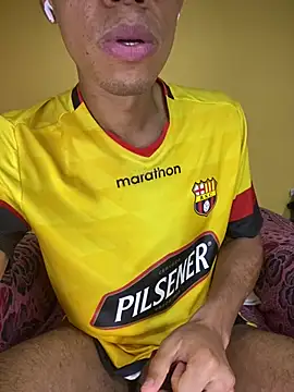 MoiseXxx 777 online show from March 2025 04:28:01 AM