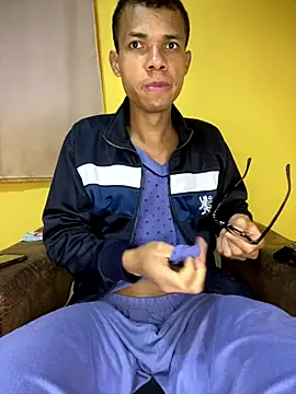MoiseXxx 777 online show from September 2025 07:21:02 AM