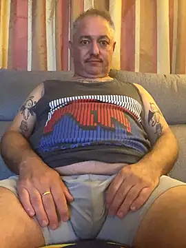 Snapshot of Russirayu chatting on October 2025 10:21:02 PM Russirayu online show from October 2025 10:21:02 PM