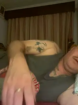 Snapshot of Russirayu chatting on October 2025 10:48:02 PM Russirayu online show from October 2025 10:48:02 PM