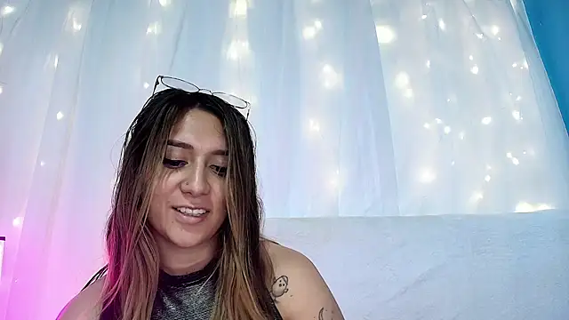 Snapshot of Natasha_Wilde_ chatting on December 2024 10:55:02 PM Natasha Wilde online show from December 2024 10:55:02 PM