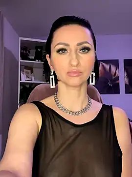 Snapshot of KatyEvanss chatting on November 2025 07:04:02 PM KatyEvanss online show from November 2025 07:04:02 PM