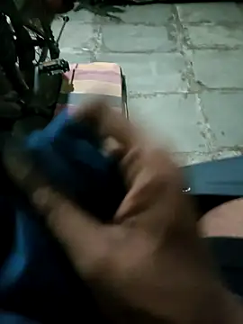 samlord261 online show from April 2026 03:48:02 PM