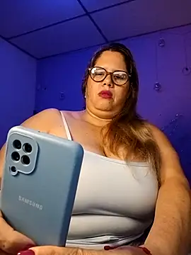 EllisW8 online show from November 2025 10:27:01 AM