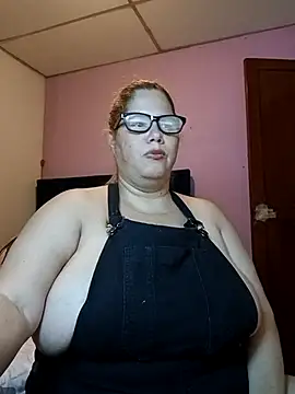 EllisW8 online show from April 2026 06:54:02 PM