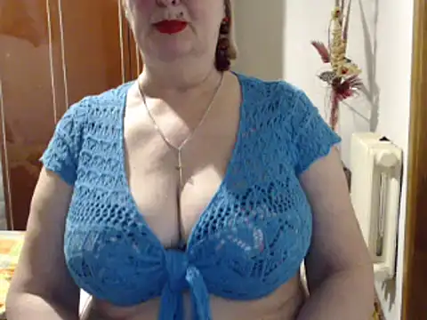 Snapshot of Secretfox chatting on February 2025 02:35:02 PM Secretfox online show from February 2025 02:35:02 PM