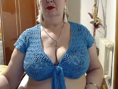 Snapshot of Secretfox chatting on March 2025 11:16:01 AM Secretfox online show from March 2025 11:16:01 AM