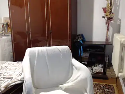 Secretfox online show from February 2026 02:05:01 PM