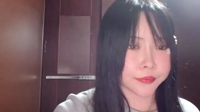 NATINATU252525 online show from April 2026 01:10:02 PM