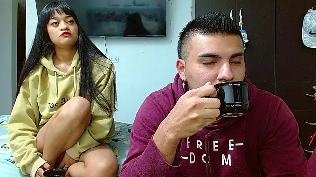 Snapshot of 2ScarletandRyan8 chatting on December 2024 10:06:02 AM 2ScarletandRyan8 online show from December 2024 10:06:02 AM