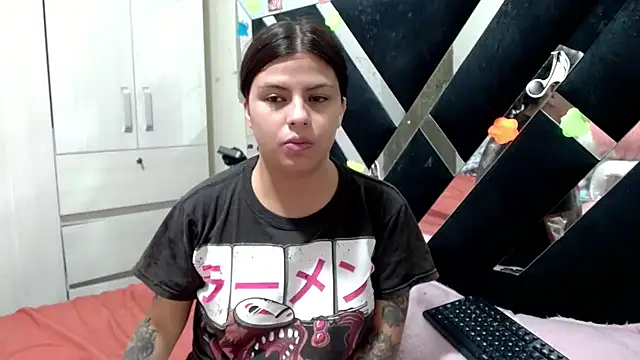 Snapshot of katery_wok11 chatting on June 2026 10:14:01 PM katery wok11 online show from June 2026 10:14:01 PM