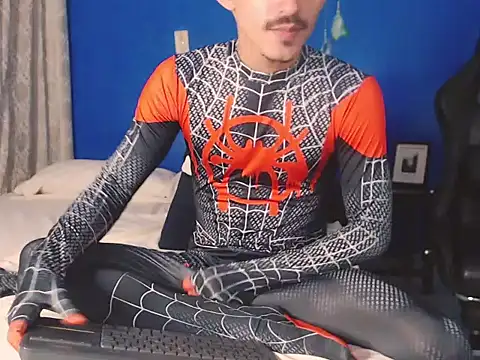 HomeAloneK online show from October 2025 07:37:01 PM