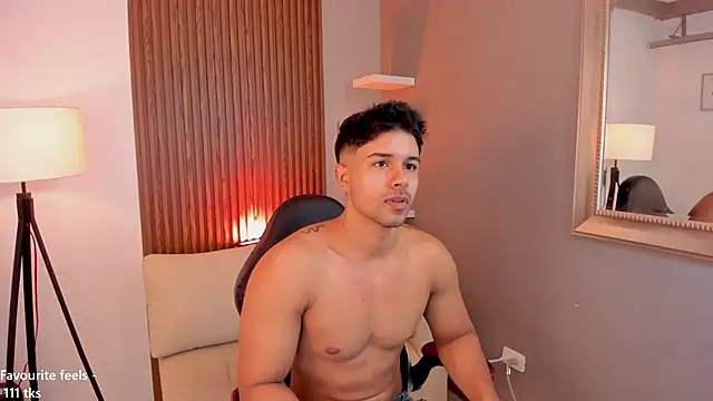Snapshot of liam_collins21 chatting on January 2025 11:34:01 AM liam collins21 online show from January 2025 11:34:01 AM