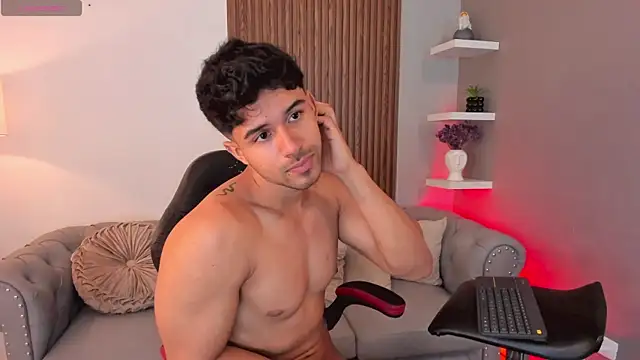 Snapshot of liam_collins21 chatting on March 2025 11:42:02 AM liam collins21 online show from March 2025 11:42:02 AM