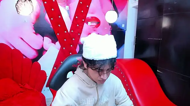 alex 477 online show from December 2025 11:28:02 AM