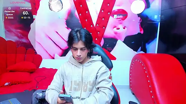 Snapshot of alex_477 chatting on May 2026 11:39:02 AM alex 477 online show from May 2026 11:39:02 AM