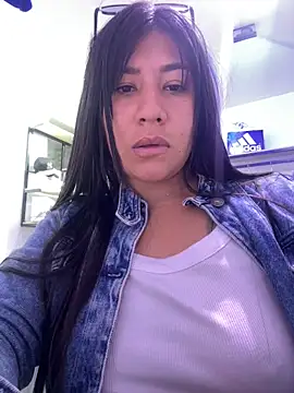 kim monti online show from October 2025 08:57:01 PM