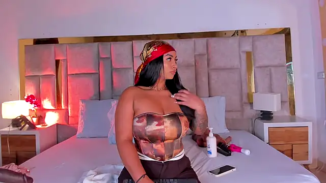 Snapshot of Miss_Abigail_ chatting on October 2025 01:22:02 PM Miss Abigail online show from October 2025 01:22:02 PM