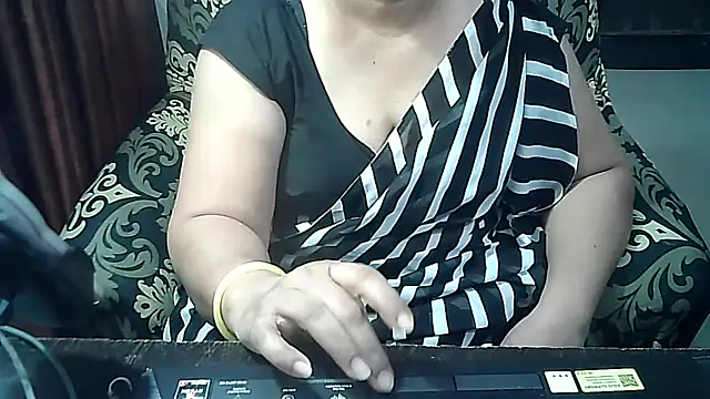 Punambhabisexy online show from November 2025 10:28:02 AM