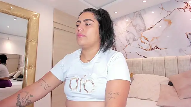 kiana cream online show from November 2025 11:42:01 AM