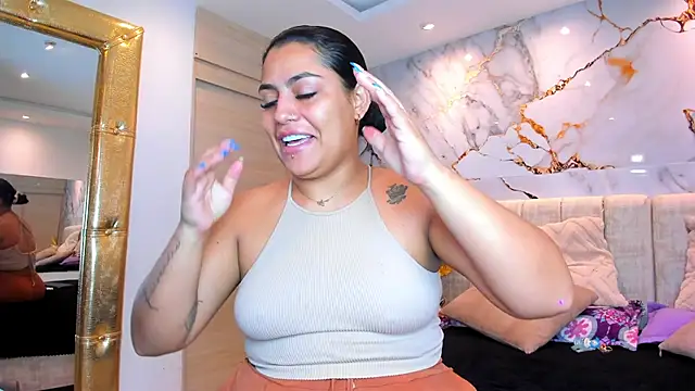 Snapshot of kiana_cream chatting on February 2026 11:39:01 AM kiana cream online show from February 2026 11:39:01 AM