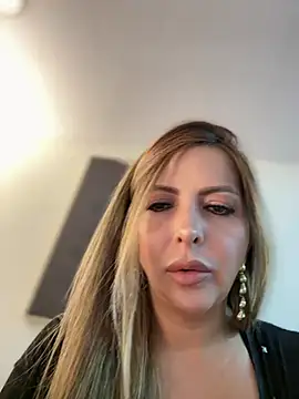  Abril-Office1 online show from April 2026 12:43:01 PM