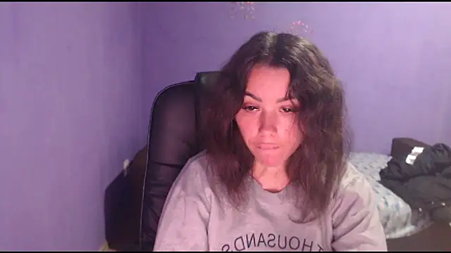 LovelyJulliette online show from February 2025 04:36:01 PM