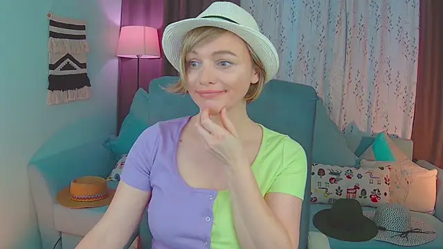 NandiSmile online show from February 2025 02:54:02 PM