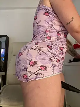 natashasweet online show from March 2025 02:00:01 PM