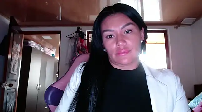 Snapshot of shannon_kane_ chatting on March 2025 05:05:02 PM shannon kane online show from March 2025 05:05:02 PM