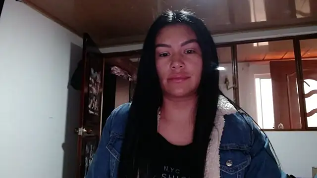 Snapshot of shannon_kane_ chatting on March 2025 10:15:01 PM shannon kane online show from March 2025 10:15:01 PM