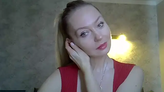 ZarinaSwift online show from February 2025 05:19:01 AM