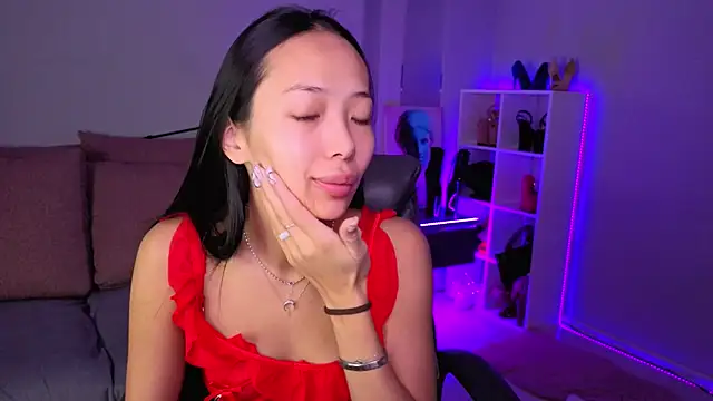 Snapshot of _MIURA_ chatting on November 2025 01:00:01 AM MIURA online show from November 2025 01:00:01 AM