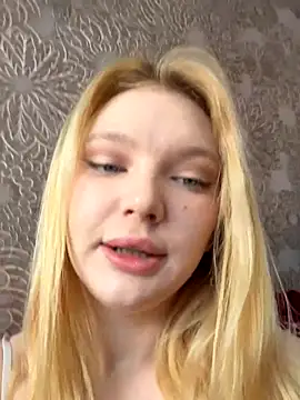 AmmyHot online show from November 2025 04:57:01 AM