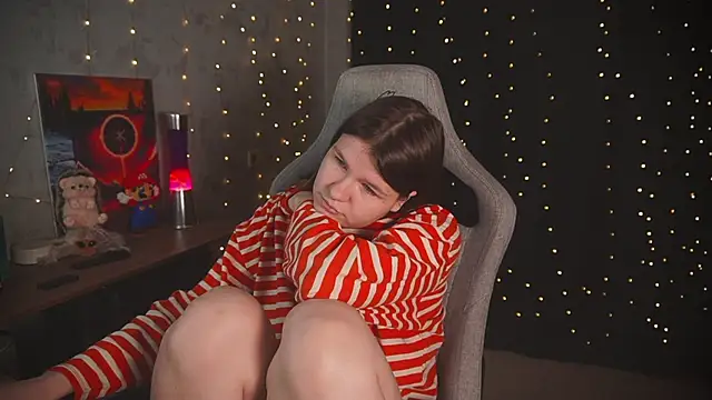 cuteamberlyyy online show from November 2025 05:16:02 AM