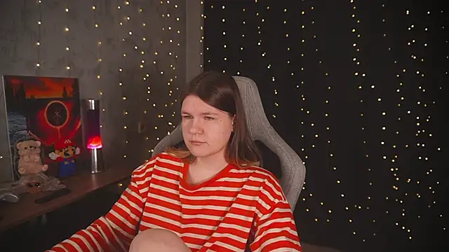 cuteamberlyyy online show from December 2025 04:53:01 AM