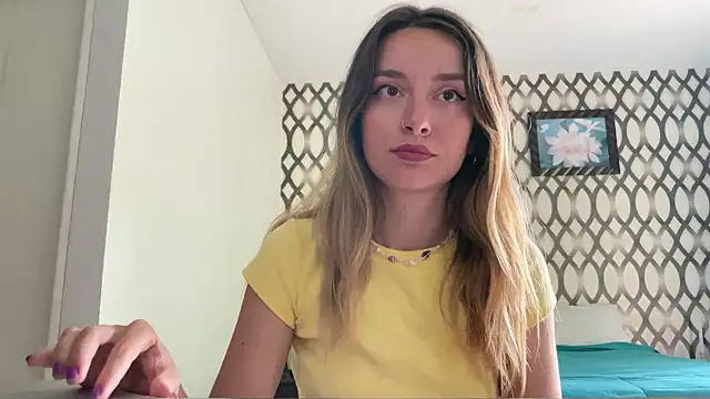 Snapshot of SirenaBelle chatting on February 2025 10:48:02 AM SirenaBelle online show from February 2025 10:48:02 AM
