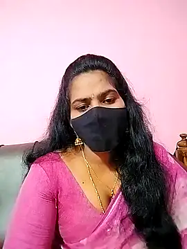 Snapshot of melina214 chatting on December 2024 04:42:01 PM melina214 online show from December 2024 04:42:01 PM