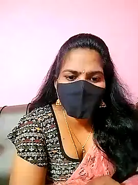 Snapshot of melina214 chatting on December 2024 04:38:01 PM melina214 online show from December 2024 04:38:01 PM