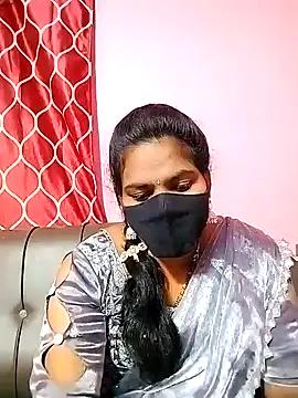 Snapshot of melina214 chatting on December 2024 06:23:02 PM melina214 online show from December 2024 06:23:02 PM