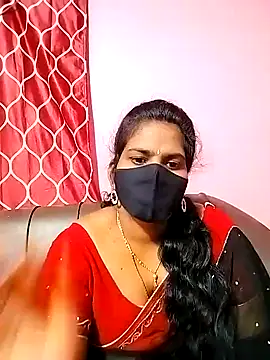 Snapshot of melina214 chatting on December 2024 08:16:02 PM melina214 online show from December 2024 08:16:02 PM