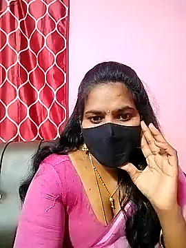 Snapshot of melina214 chatting on January 2025 04:48:01 PM melina214 online show from January 2025 04:48:01 PM