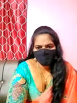Snapshot of melina214 chatting on January 2025 03:40:02 AM melina214 online show from January 2025 03:40:02 AM