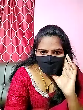 Snapshot of melina214 chatting on January 2025 04:55:02 PM melina214 online show from January 2025 04:55:02 PM